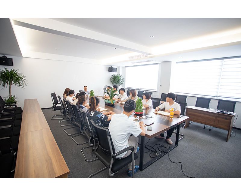 良壹冷卻塔廠家，玻璃鋼冷卻塔的保養(yǎng)要點